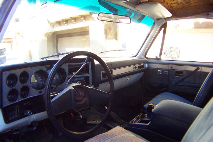 Une vue de la cabine de pilotage.. He, il date de 1982!